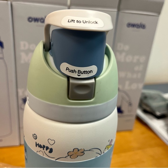 Owala 24 oz Cinnamoroll – Brand New & Adorable! - Picture 5 of 10